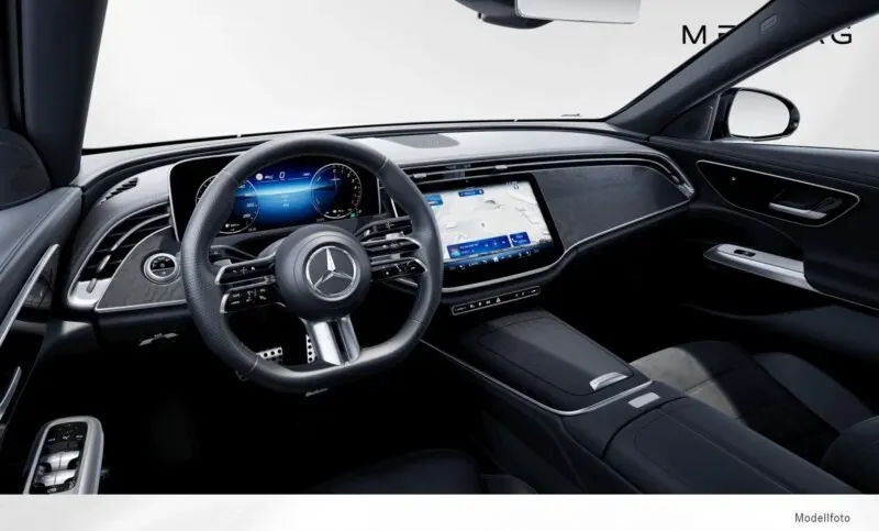 Mercedes-Benz E-Class 2024 photo 3