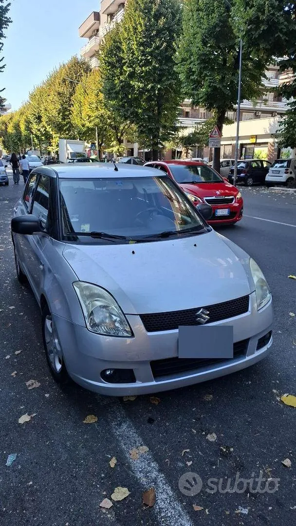 Suzuki Swift 2006 photo 2