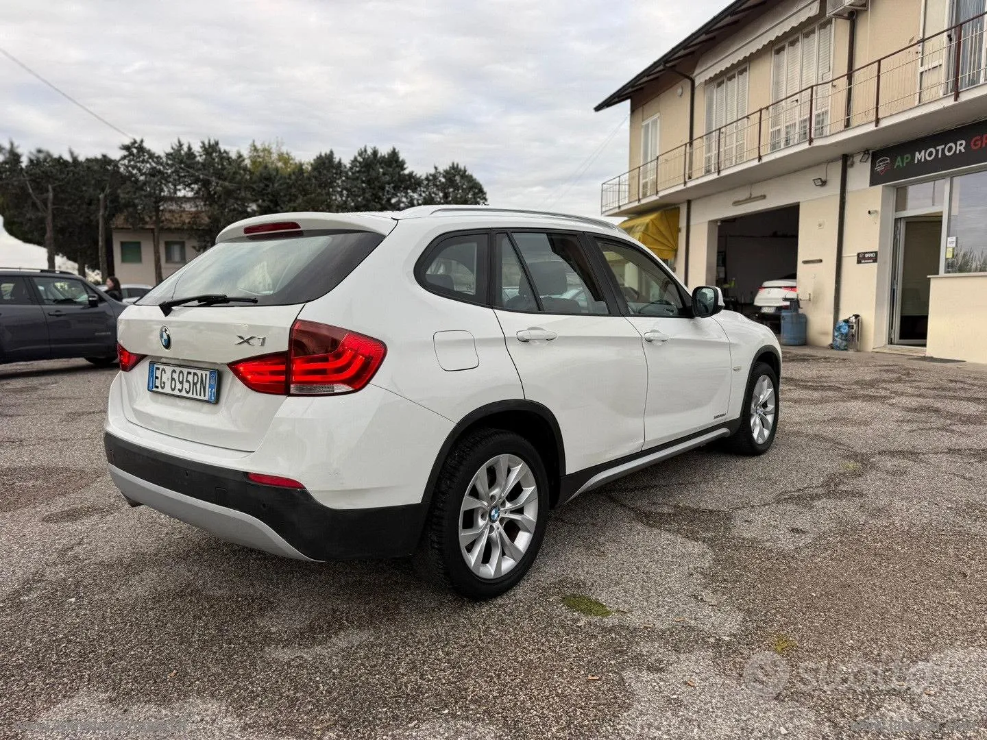 BMW X1 2011 photo 3