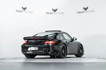 Porsche 911 2010 photo 4