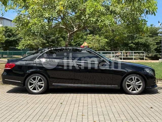 Mercedes-Benz E300 2014 photo 4
