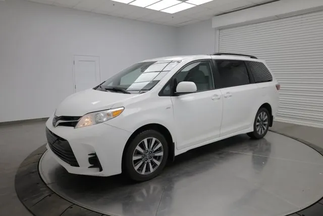 Toyota Sienna 2020 photo 4