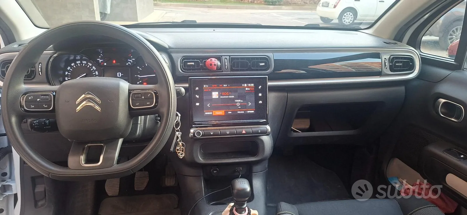 Citroen C3 2022 photo 3