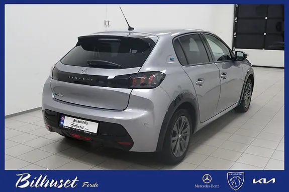 Peugeot E-208 2023 photo 3