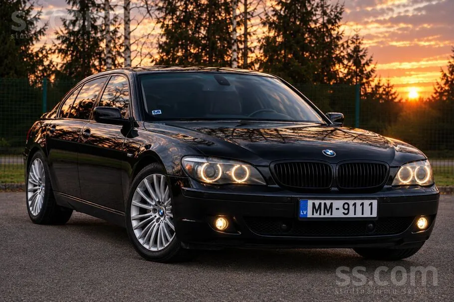 BMW 740I