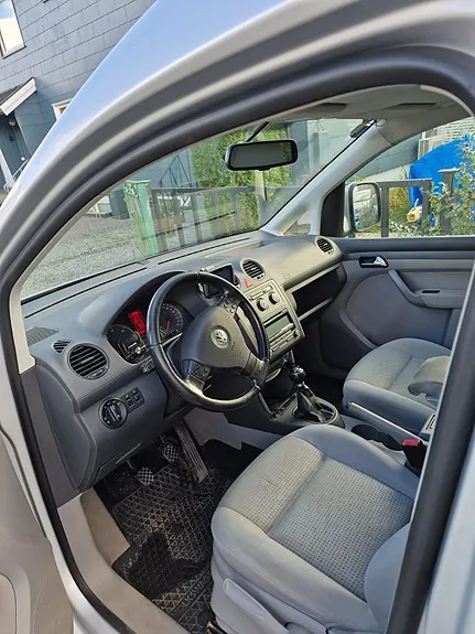 Volkswagen Caddy 2010 photo 3