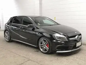 Mercedes-Benz A 45 2013 photo 2