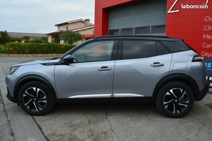 Peugeot 2008 2020 photo 2