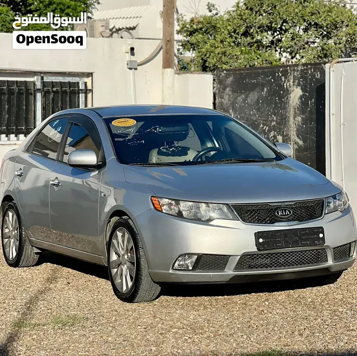 Kia Forte 2011 photo 3
