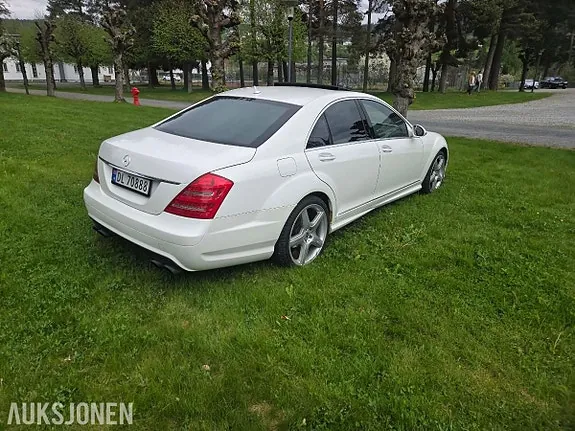 Mercedes-Benz S-Class 2007 photo 4
