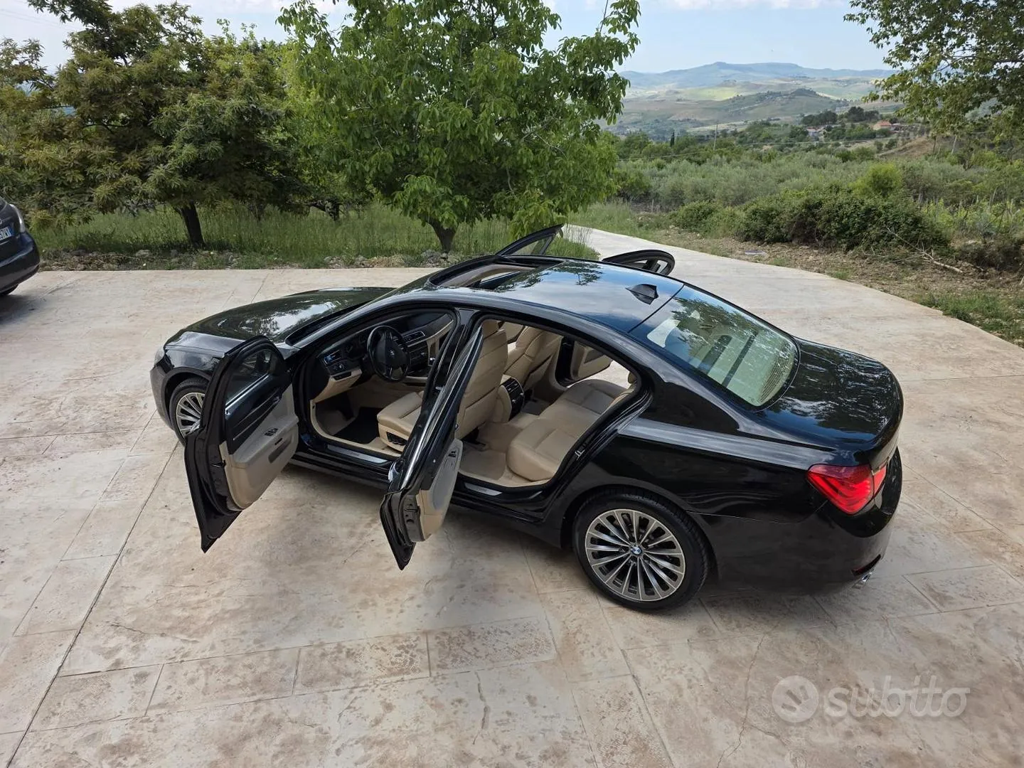 BMW 730 2010 photo 4