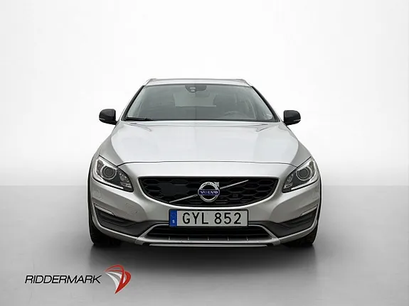 Volvo V60 Cross Country 2016 photo 2