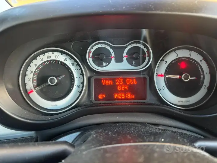 Fiat 500L 2015 photo 4
