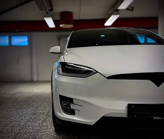 Tesla Model X 2018 photo 3
