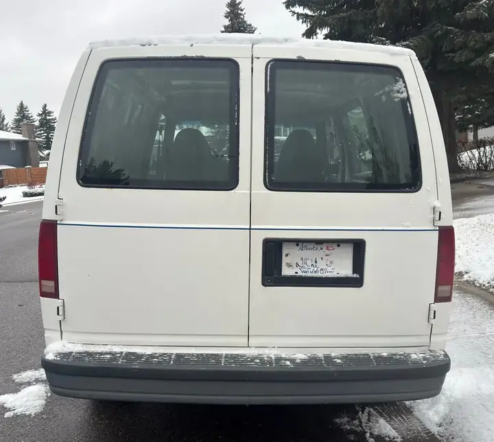 Chevrolet Astro 1996 photo 3