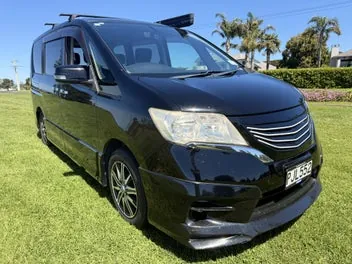 Nissan Serena 2011 photo 5