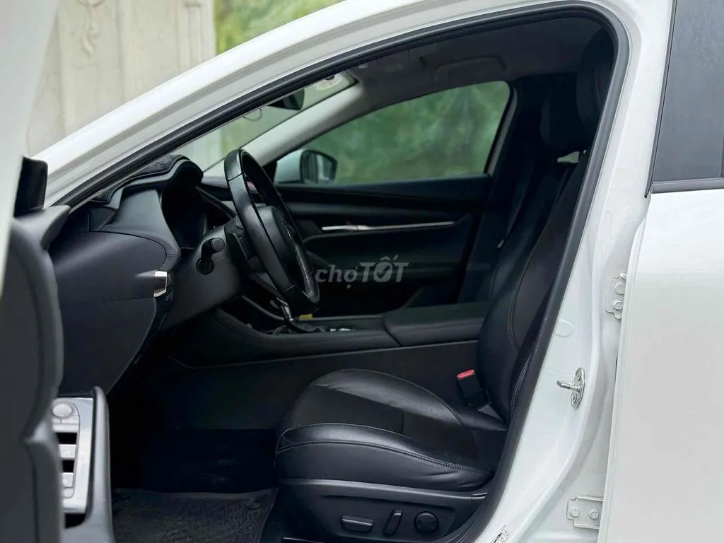 Mazda 3 2022 photo 5