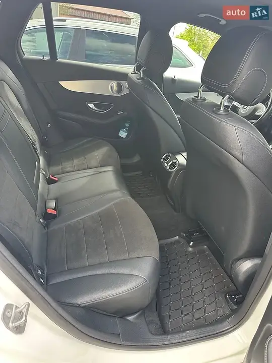Mercedes-Benz Glc 2017 photo 5