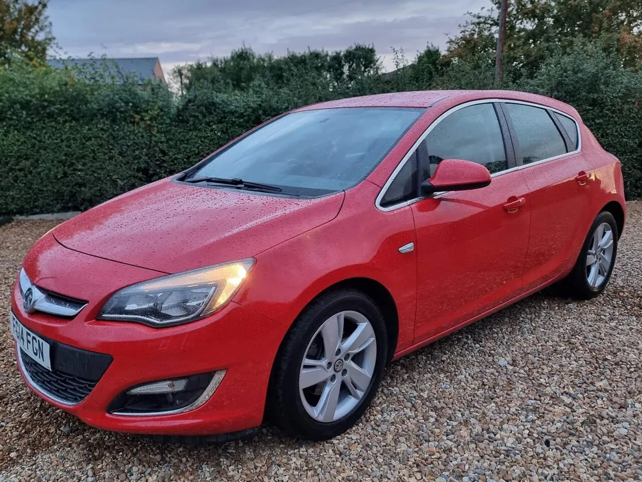 Vauxhall Astra 2014 photo 3