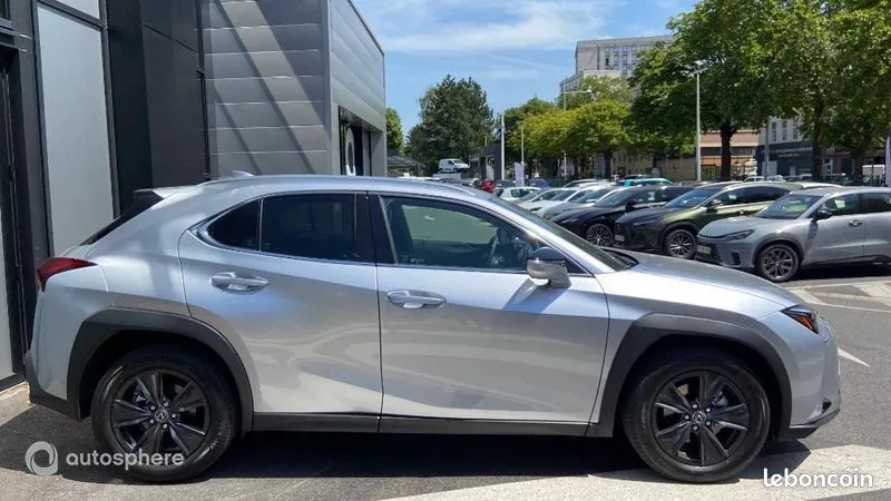 Lexus Ux 2026 photo 4