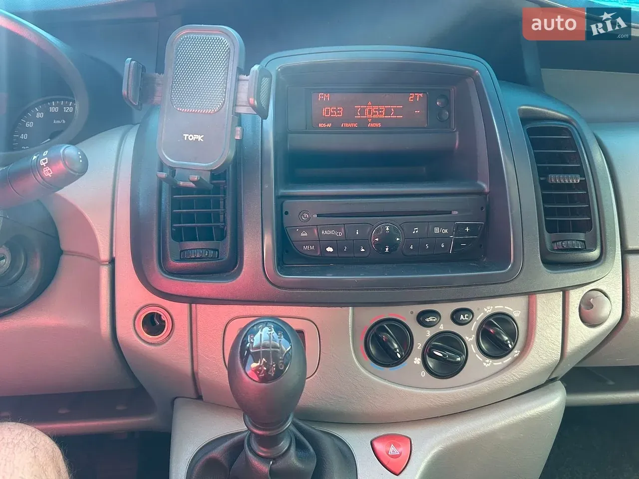 Opel Vivaro 2012 photo 3