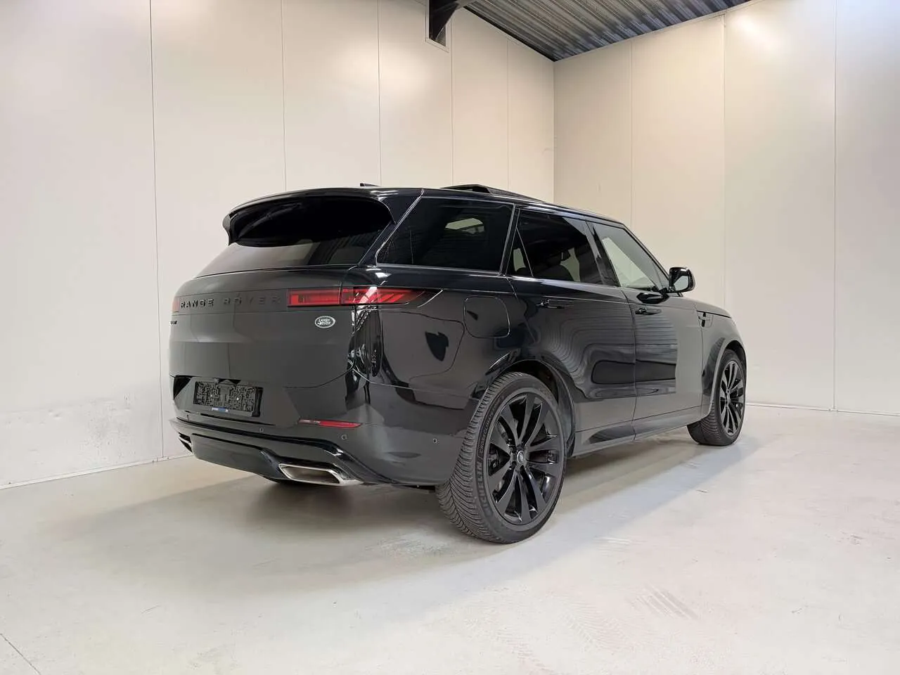 Land Rover Range Rover Sport 2023 photo 3