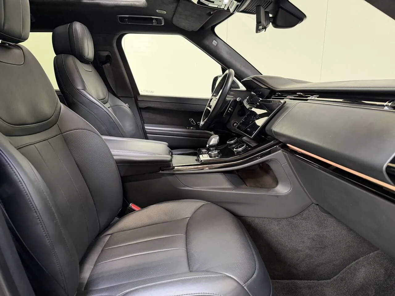 Land Rover Range Rover Sport 2023 photo 2