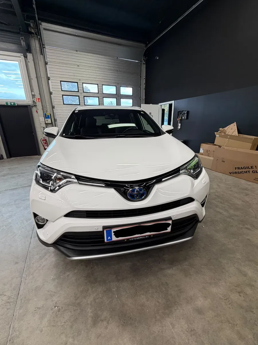 Toyota Rav4 2017 photo 2