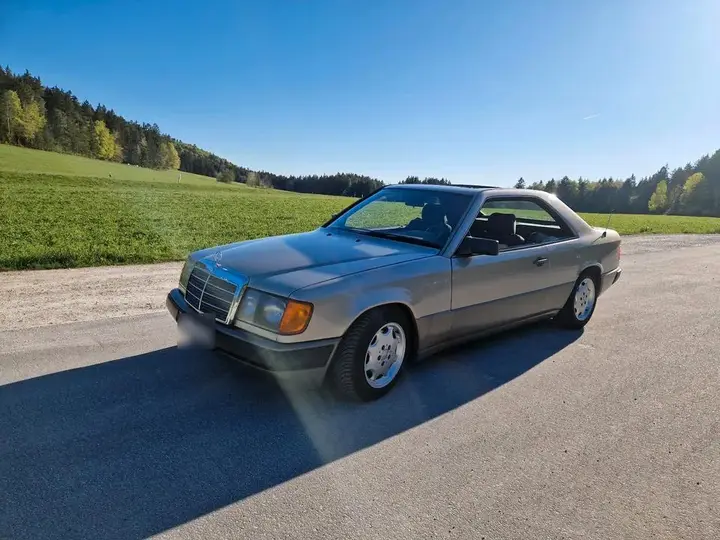 Mercedes-Benz 230Ce