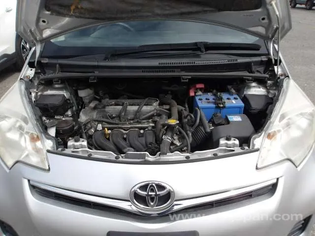 Toyota Ractis 2013 photo 5