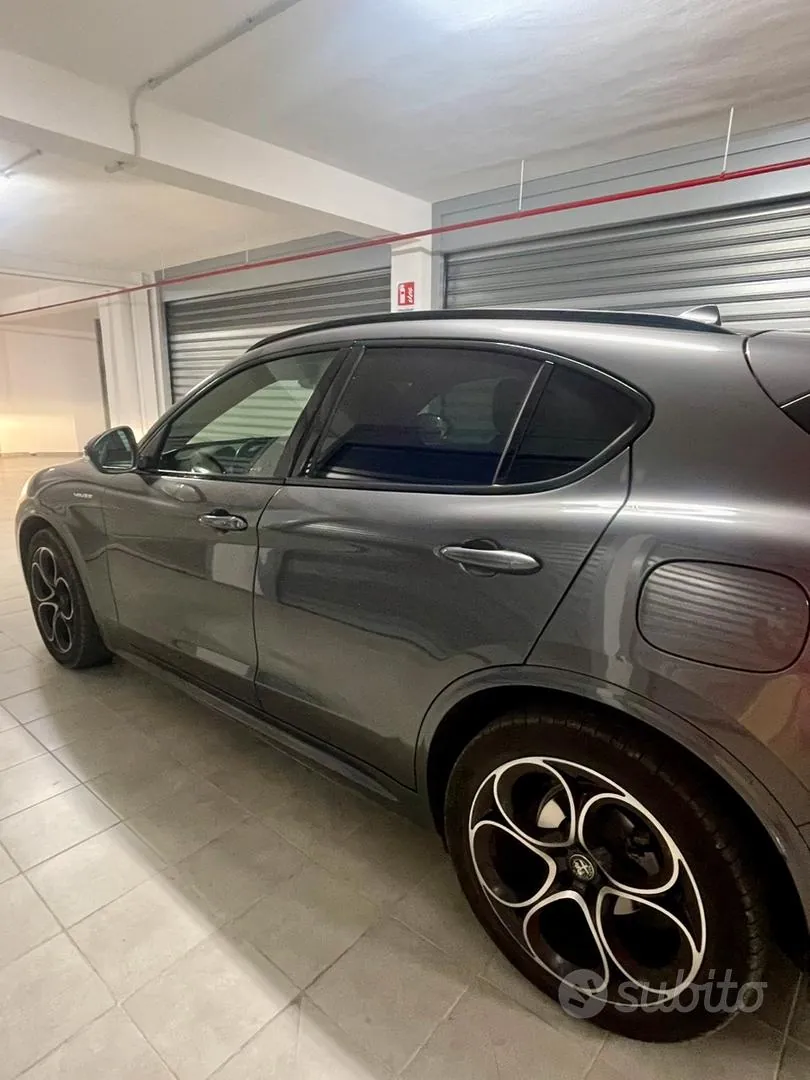 Alfa Romeo Stelvio 2022 photo 2