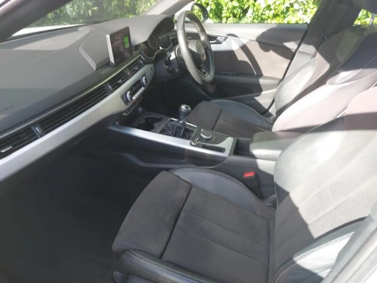 Audi A4 2018 photo 5