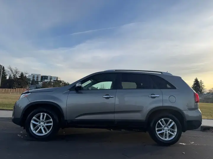 Kia Sorento 2014 photo 2