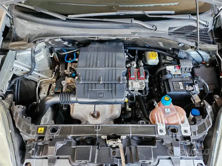 Fiat Punto Evo 2011 photo 4