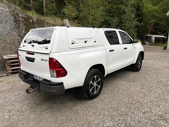 Toyota Hilux 2017 photo 4