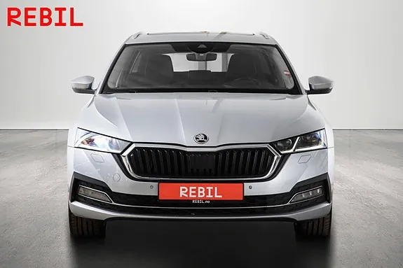 Skoda Octavia 2021 photo 3