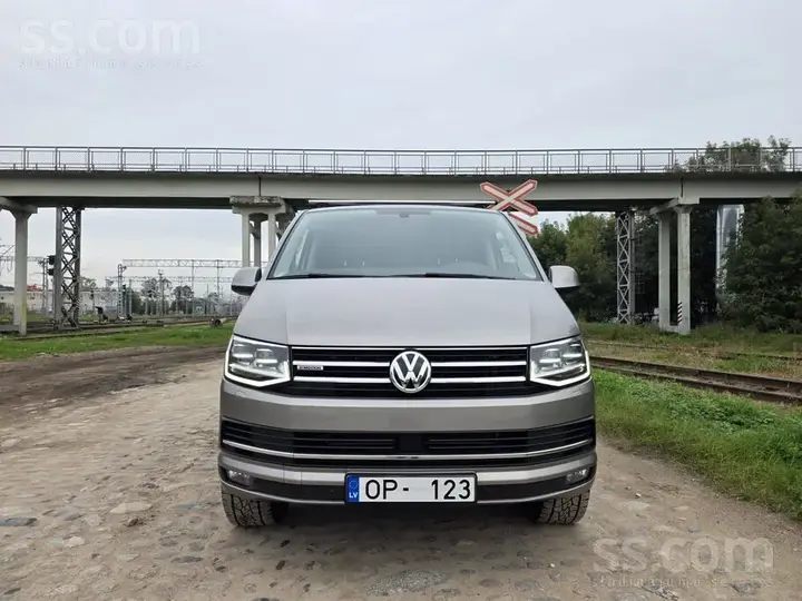 Volkswagen Multivan 2017 photo 5