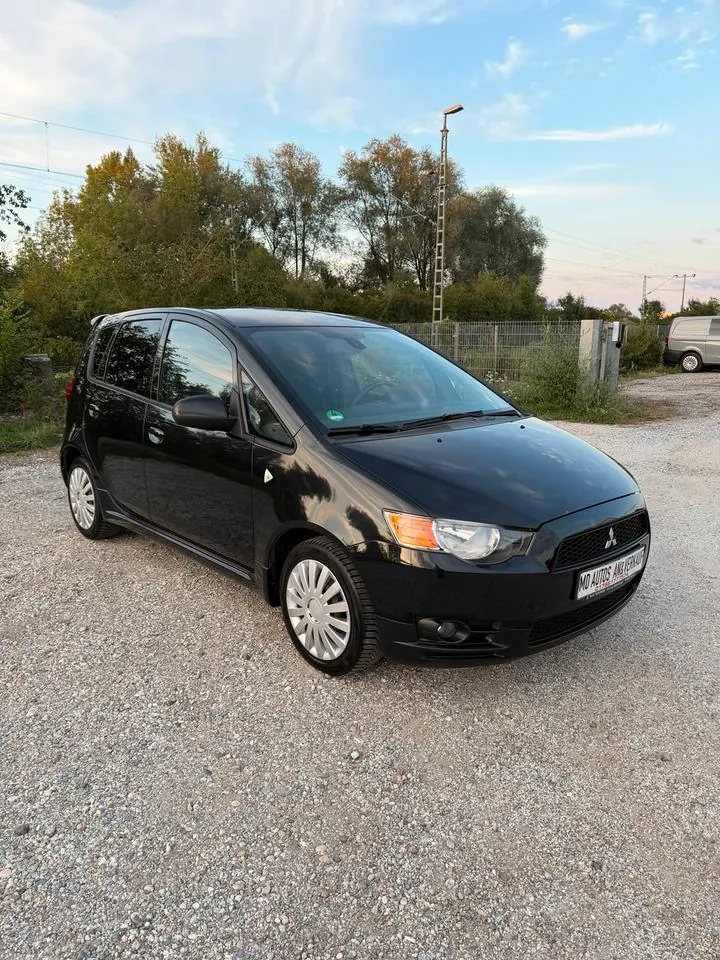 Mitsubishi Colt