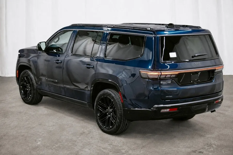 Jeep Grand Wagoneer 2026 photo 4