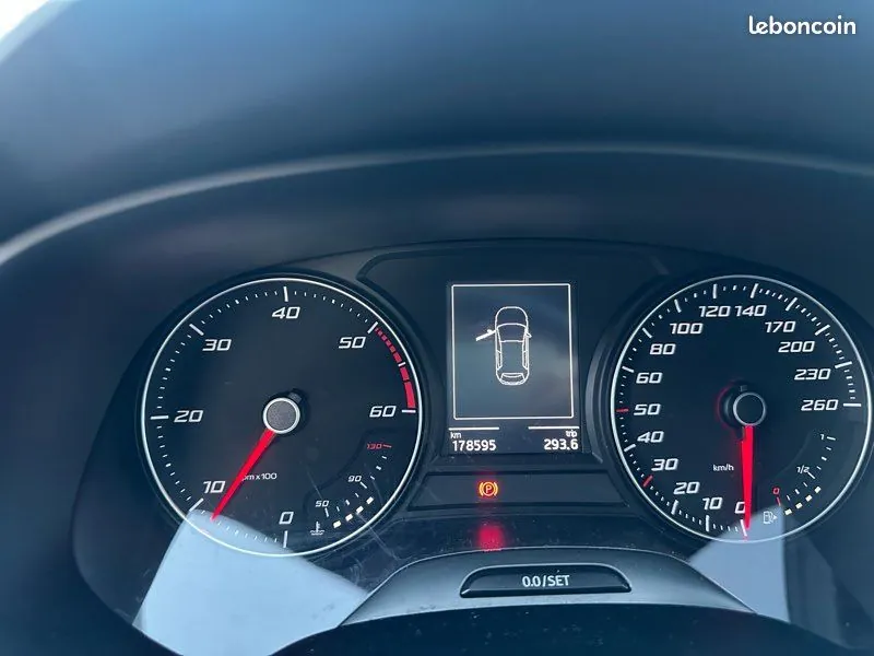 Seat Leon 2015 photo 2