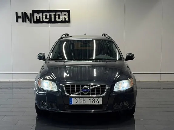 Volvo V70 2011 photo 2