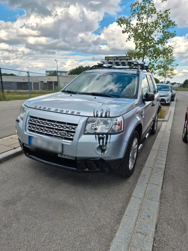 Land Rover Freelander 2