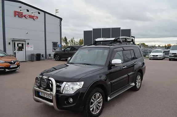 Mitsubishi Pajero 2014 photo 4