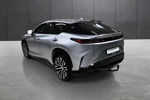 Lexus Rz450E 2024 photo 3