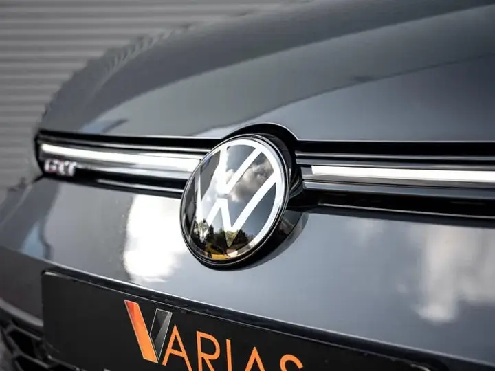 Volkswagen Golf 2023 photo 3