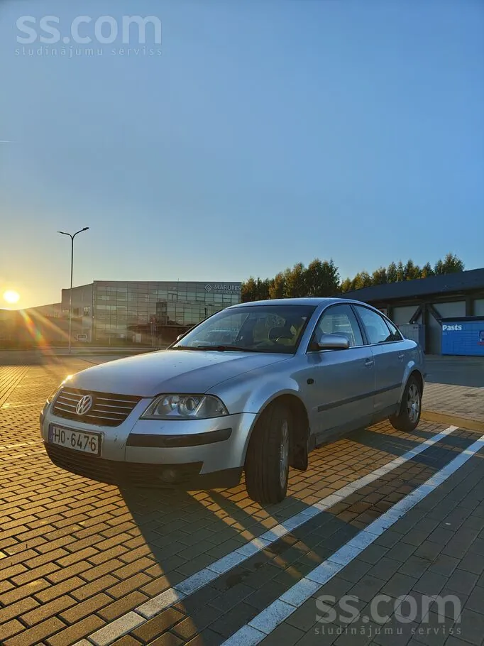 Volkswagen Passat 2001 photo 2