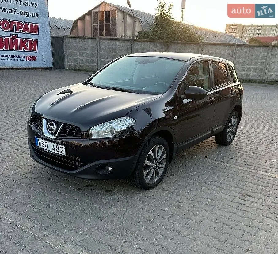 Nissan Qashqai 2012 photo 2