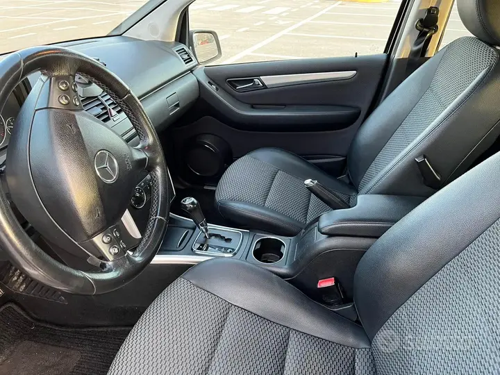 Mercedes-Benz A 200 Cdi 2009 photo 5