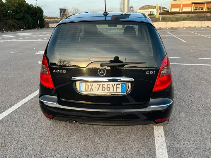 Mercedes-Benz A 200 Cdi 2009 photo 3