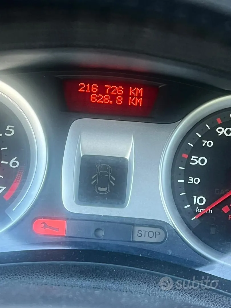 Renault Clio 2006 photo 5